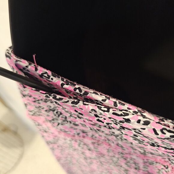 Lulu B Pink Neon Animal Print Nylon Leggings w/ UPF 50+ Size SMALL - Picture 3 of 5